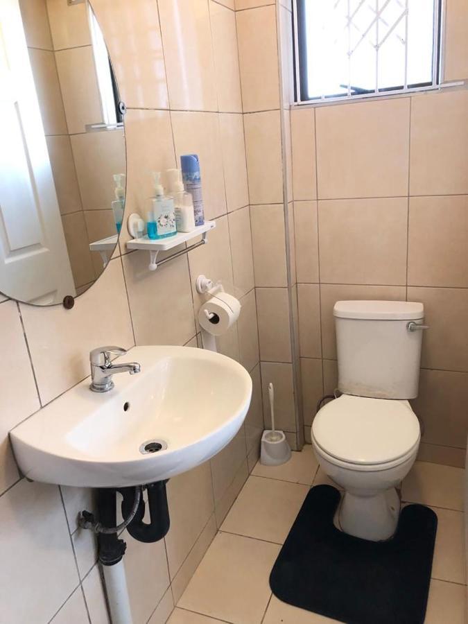 Caleb'S Guesthouse 다반 외부 사진