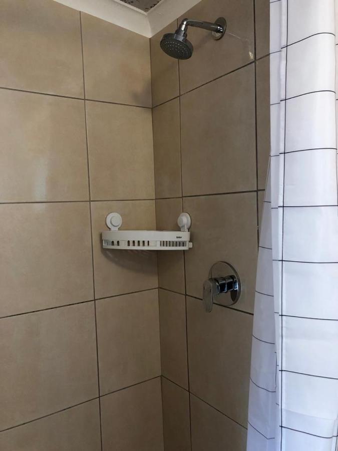 Caleb'S Guesthouse 다반 외부 사진